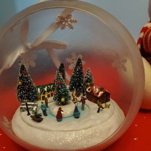 Mr. Christmas Musical Christmas Ornaments